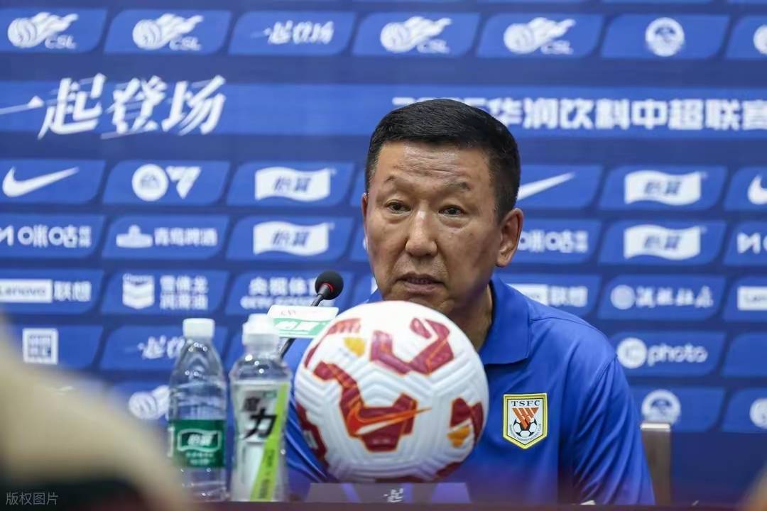 崔康熙旧伤复发返韩治疗将组建临时团队负的简单介绍